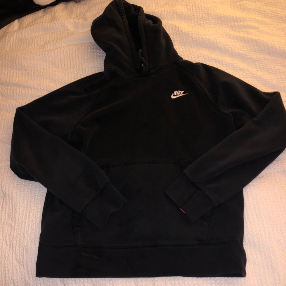 Black Nike sweatshirt
